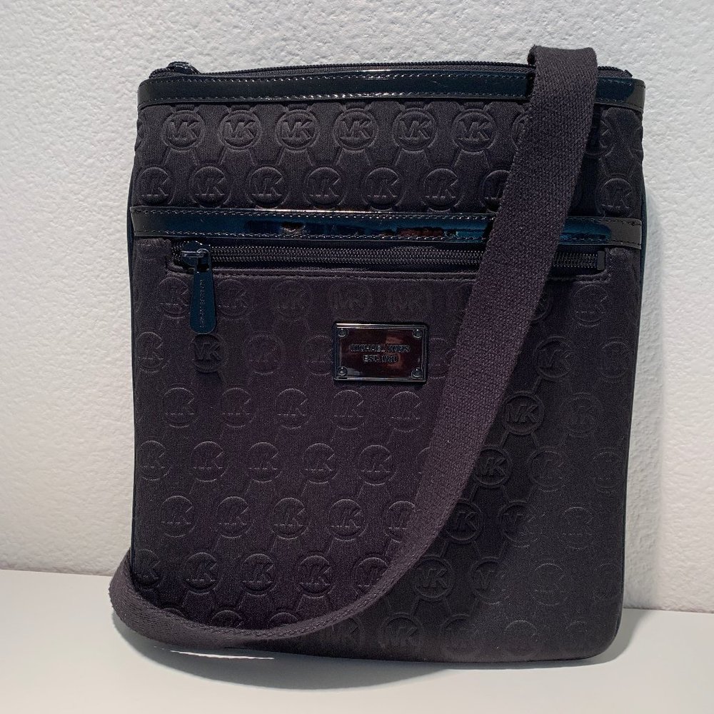 NWOT Michael Kors Neoprene Crossbody Messenger Bag